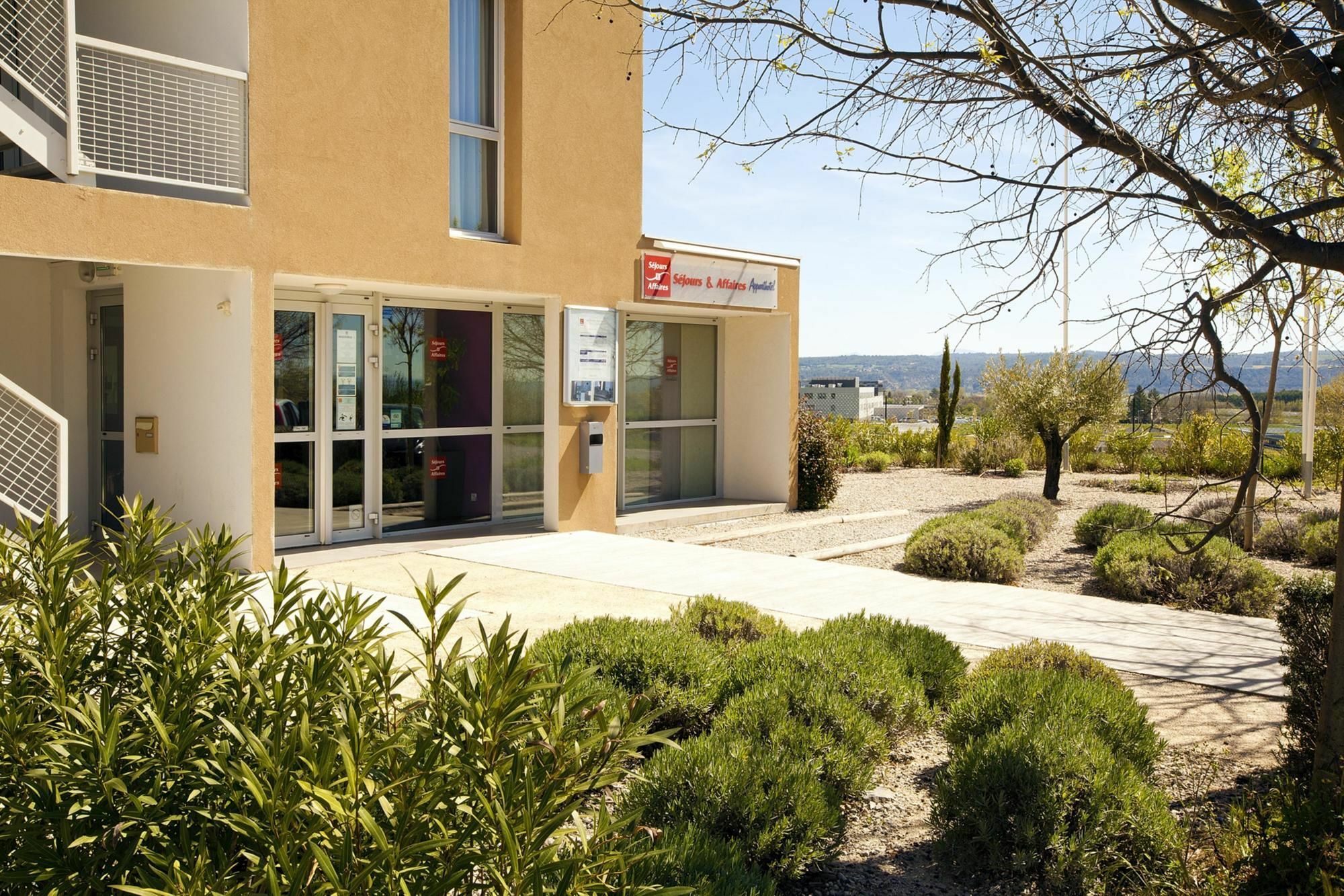 Apparthotel Sejours & Affaires Manosque Exteriér fotografie
